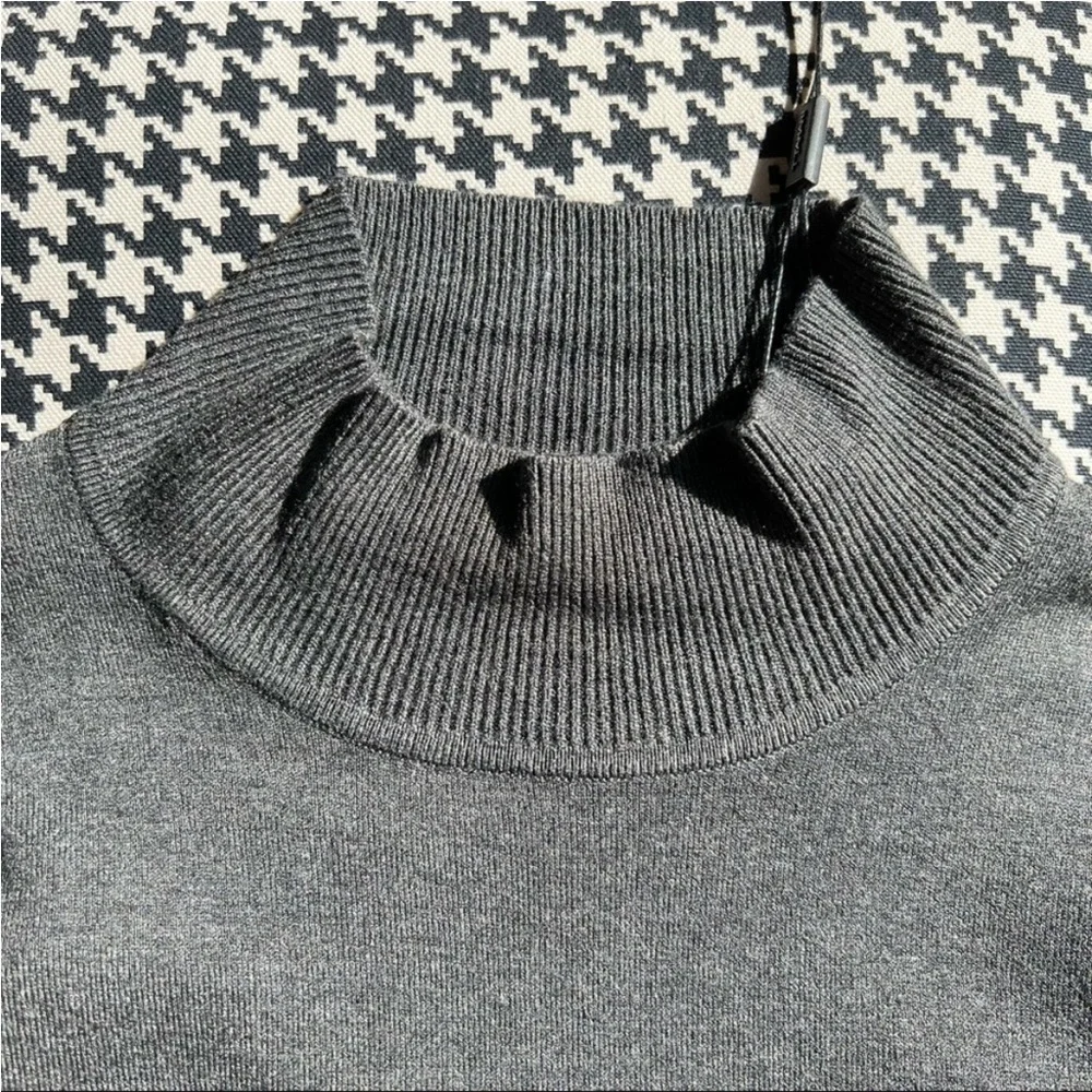 T Tahari Mockneck Sweater, Heather Graphite Gray, Large - Picture 10 of 15